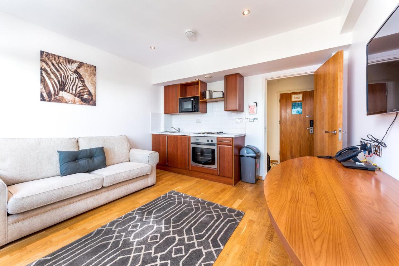 Roland House Aparthotel Лондон Екстериор снимка