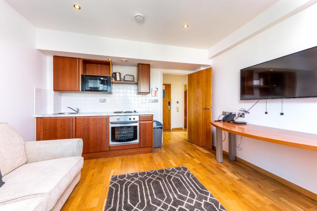 Roland House Aparthotel Лондон Екстериор снимка