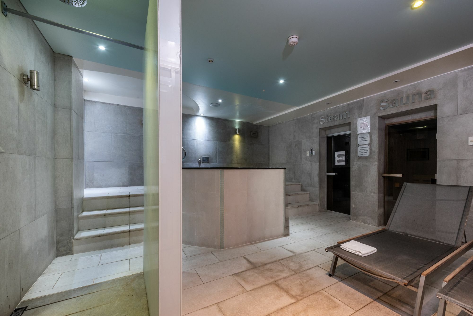 Roland House Aparthotel Лондон Екстериор снимка